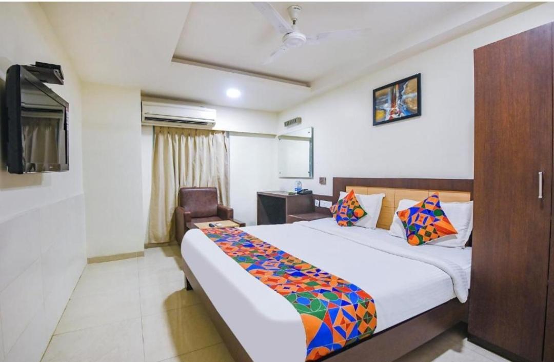 Hotel Leela Grand Inn Vijayawada Exterior photo